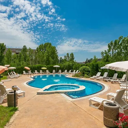 Apartment 2nd Floor 1bedroom With Pool View Eq *